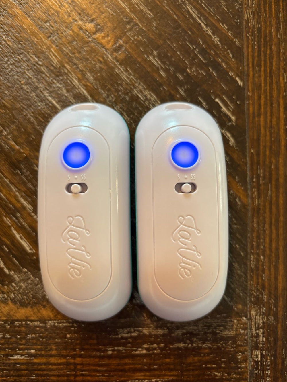 LaVie Warming Lactation Massagers (Set of 2) + Charger & Bag – NEW - Picture 9 of 12